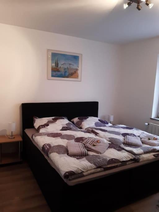 Ferienwohnung Philippi - Moselblick Mit Grosser Dachterrasse, 75 Qm, Hunde Willkommen Mehring  Bagian luar foto